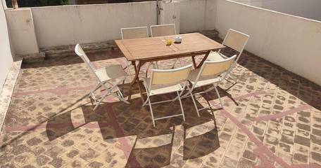 Gîte pour 6 personnes, avec terrasse, animaux acceptés à Manises