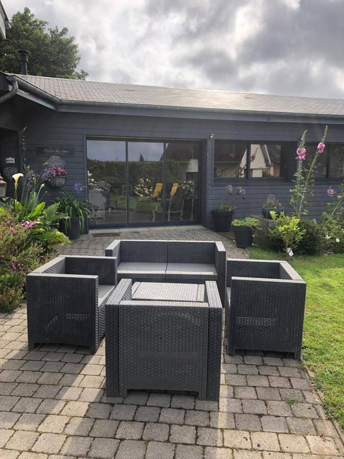 Location de vacances pour 4 personnes, avec vue et jardin à Le Tilleul - 4