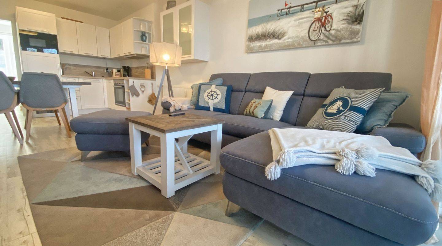 Ganze Wohnung, Ferienwohnung mit Balkon, Kamin und Sauna - Ferienresidenz Zwei Bodden Fewo 2-9 in Lietzow, Bergen auf Rügen und Umgebung