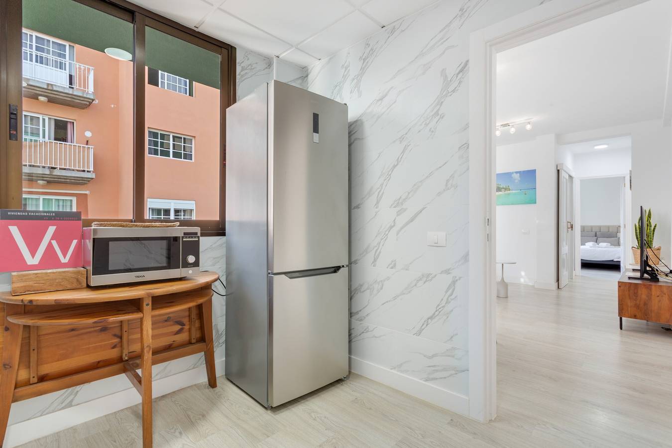 Entire apartment, Vacation Apartment 'Brisa Beach El Médano' with Balcony, Wi-Fi and Air Conditioning in Playa el Médano, Granadilla de Abona