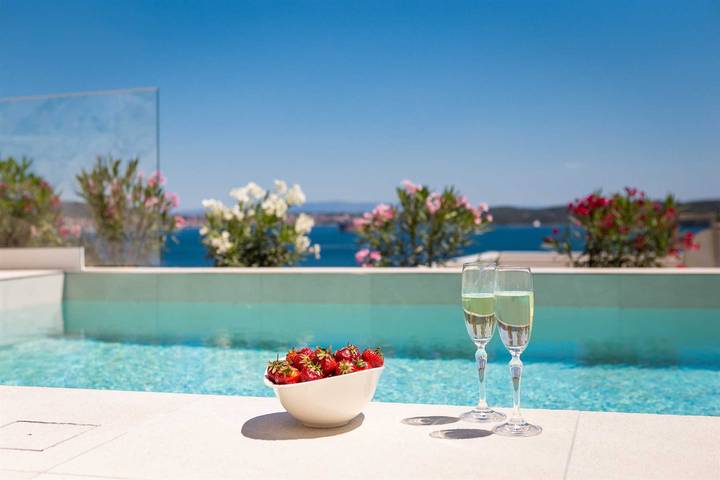 Villa für 8 Personen, mit Balkon in Trogir