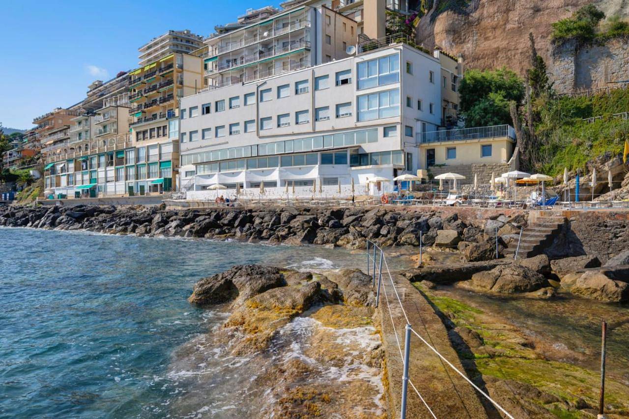Hotel La Perla Del Capo in Ospedaletti, Commune d'Ospedaletti