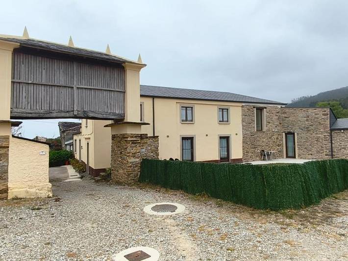 Casa de férias para 8 pessoas, com jardim e vista, com animais de estimação em Barreiros