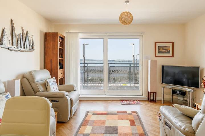 Holiday rental for 4 people, with balcony/terrace, child-friendly in Poole Harbour