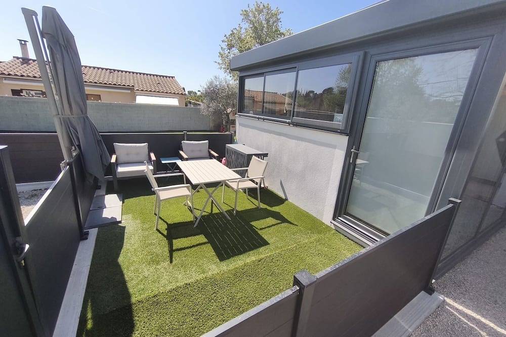 Appartement entier, Charmant Studio Indépendant in Etang de la Bonde, La Motte-d'Aigues