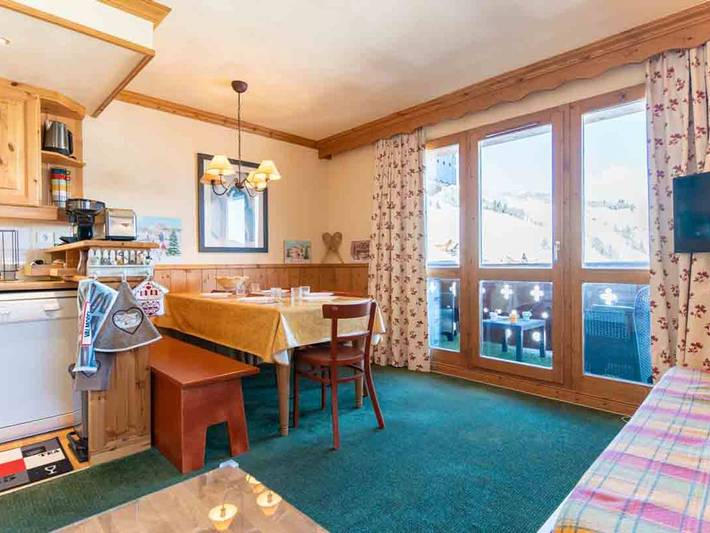 Apartamento entero, Dúplex para 6, Hameau de la Forêt, 3 habitaciones, balcones, acceso directo a pistas in Valmorel, Les Avanchers-Valmorel
