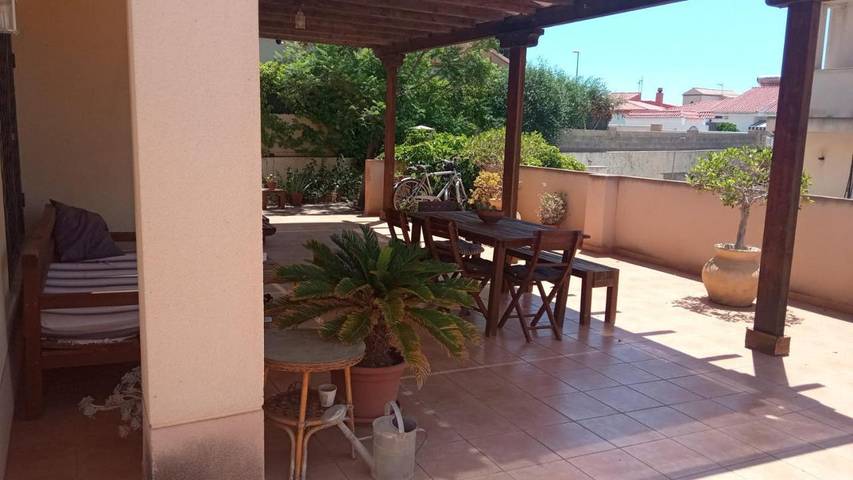 Apartamento para 2 personas, con Balcón además de Terraza y Jardín en Aguadulce