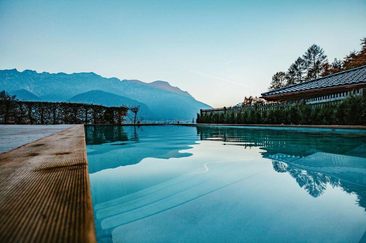 Luxus Ferienhaus Salzburg Chalet mit Pool, Sauna, Whirlpool, Kamin in Großgmain, Bezirk Salzburg-Umgebung
