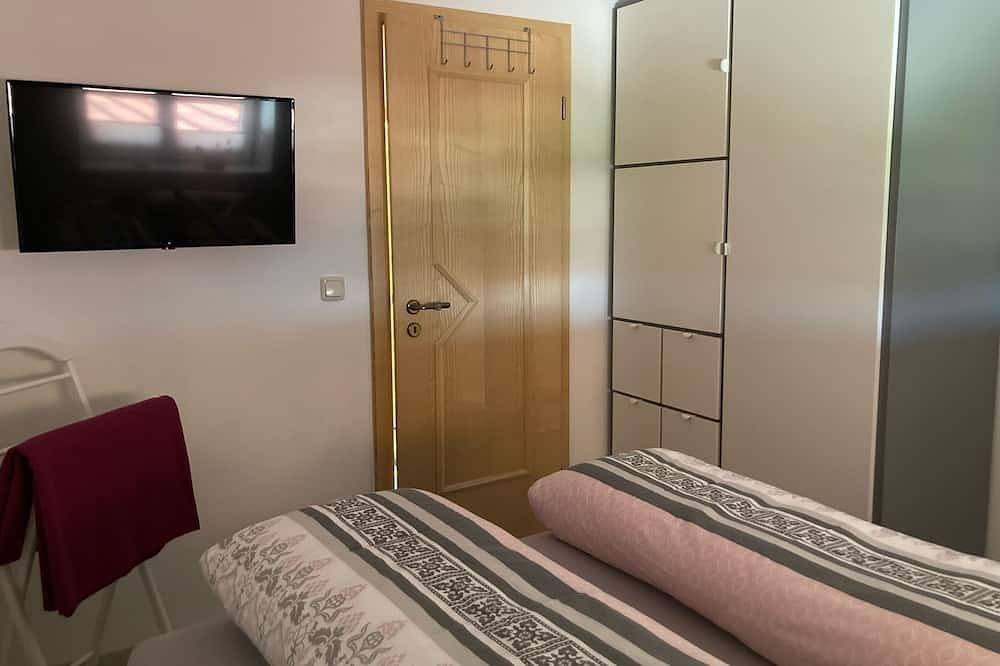 Ganze Wohnung, Feriennest Chiemseeglück, 1 sep. Schlafzimmer, Balkon in Übersee, Chiemsee