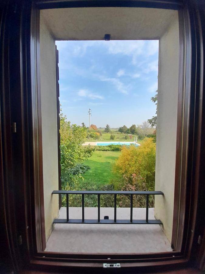 Appartamento intero, One-Bedroom Apartment in Volta Mantovana, Provincia di Mantova