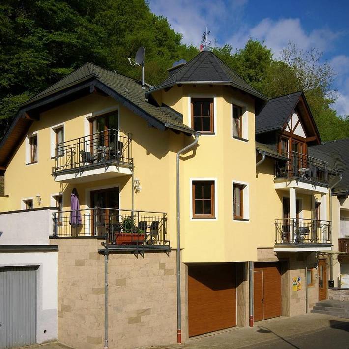 Ferienwohnung für 2 Personen, mit Balkon und Terrasse sowie Ausblick