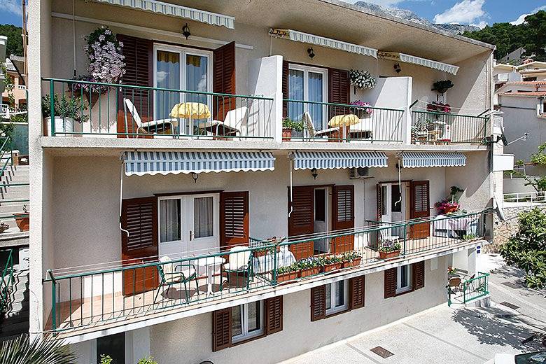 Ganzes Studio, Studioapartment in Brela mit Klimaanlage, W-Lan (4962-2) in Brela, Makarska Riviera