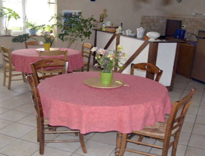 Location de vacances pour 3 personnes, avec jardin à Juilley - 3