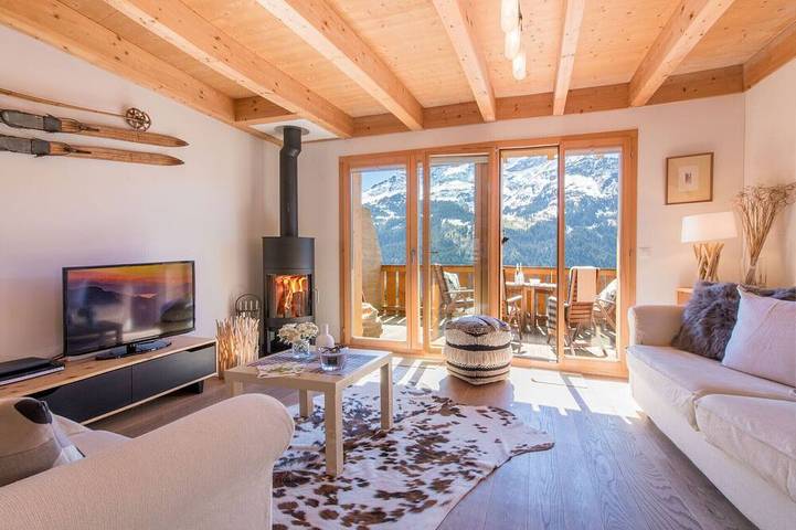 Chalet für 6 Personen, mit Sauna und Balkon sowie Garten in Lauterbrunnen