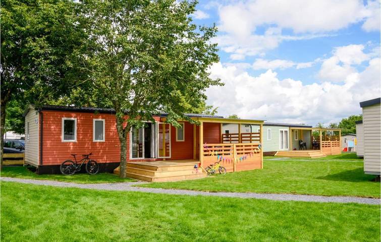 Location de vacances pour 8 personnes, avec Piscine et Sauna à Esch-sur-Sûre