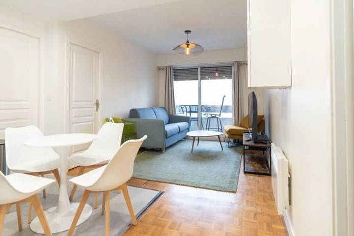 Gîte pour 4 personnes, avec balcon dans Parc des Princes - 4