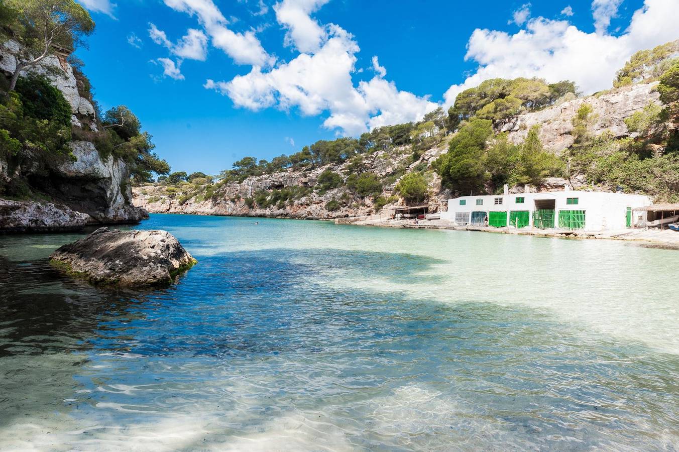 Apartamento vacacional entero, The Torrent'S Observer Holiday Home - Encantador apartamento con Wifi gratis. in Cala Pi, Lluchmayor