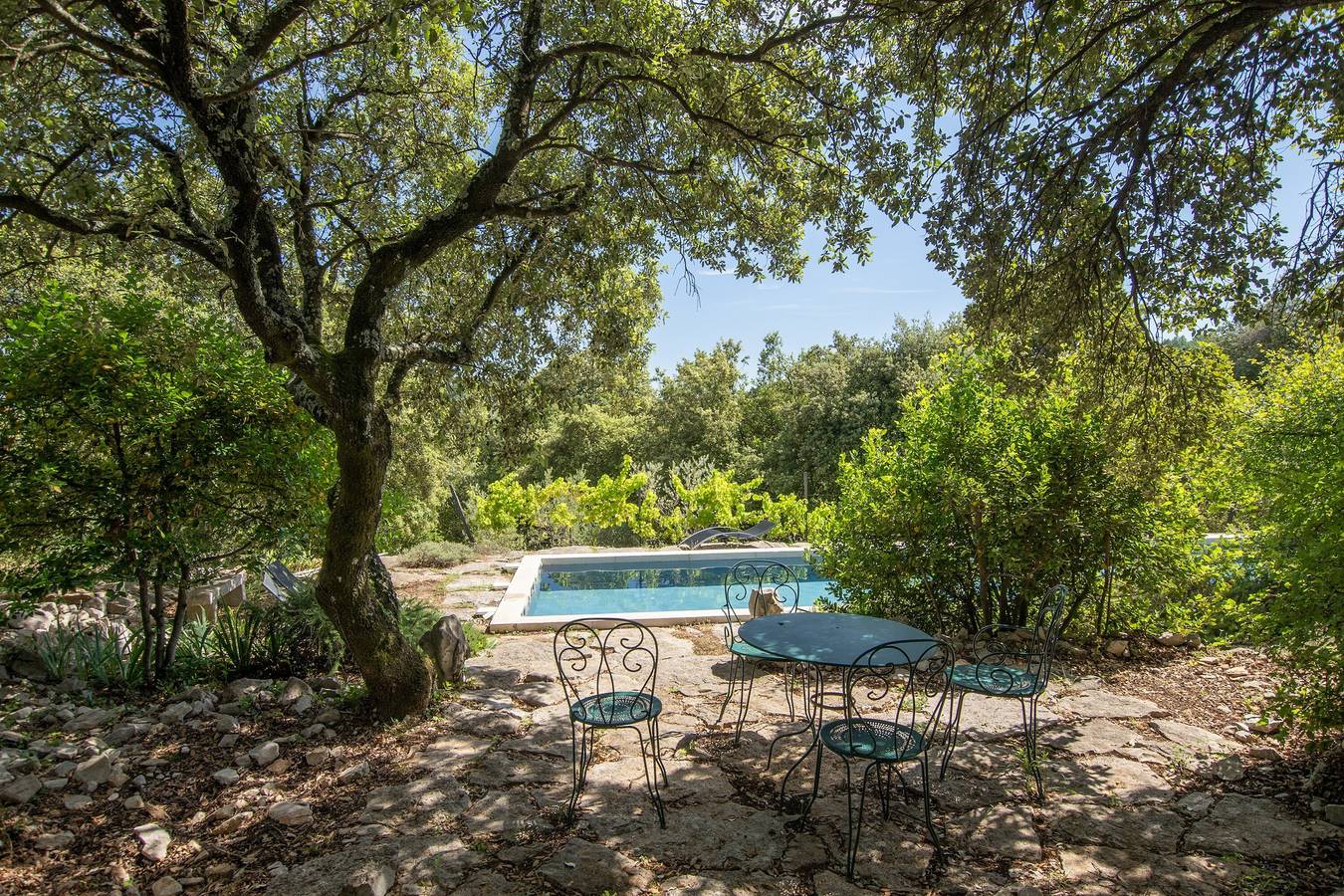Villa 'L'Elzède 2-6 personnes' avec vue sur les montagnes, piscine privée et Wi-Fi in Les Vans, Parc naturel régional des Monts d'Ardèche