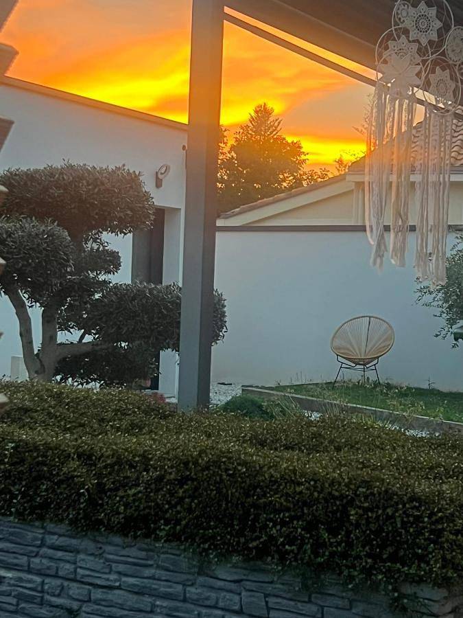 Gîte pour 2 personnes, avec jardin et terrasse dans Lac de Grand-Lieu - 2