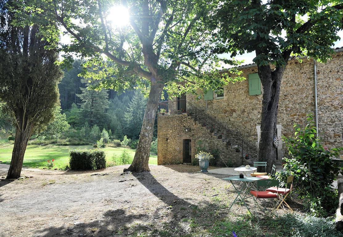 Chambres d'hôtes en Cévennes avec accès au Gardon - Chambre Cocon in Saint-Jean-du-Gard, Parc national des Cévennes