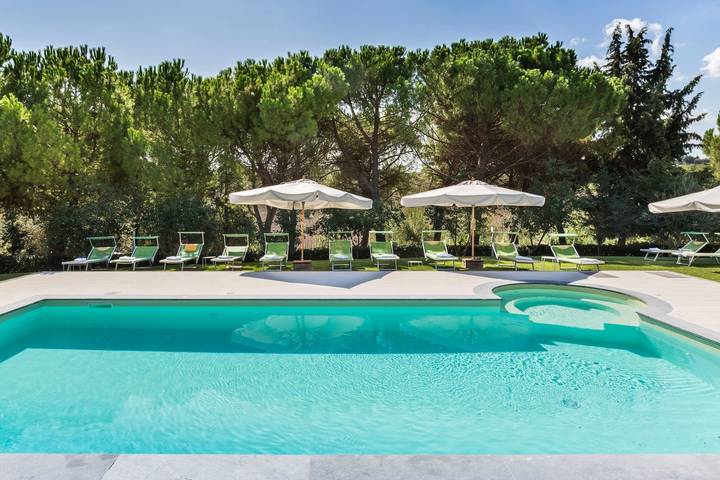 Villa con piscina per 23 persone, con Balcone e Terrazza nonché Giardino e Piscina nelle Marche