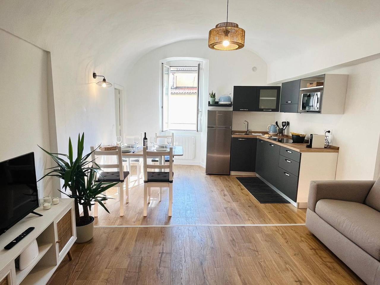 Ganze Wohnung, Apartment „Da I Ciarui Casa Vacanze“ mit Wlan in Dolceacqua, Ligurische Alpen