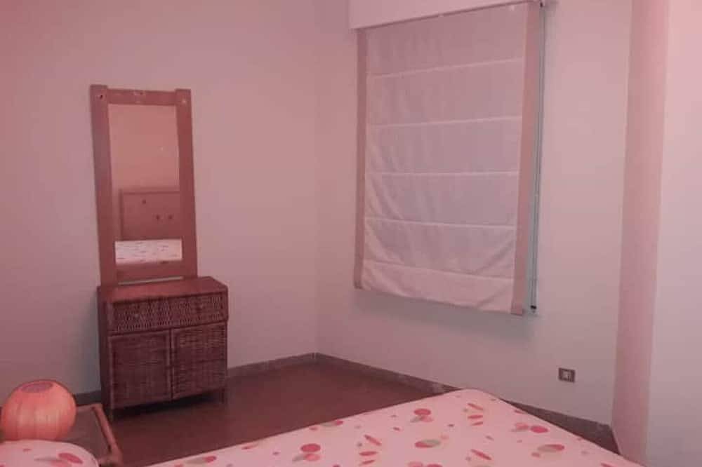 Entire apartment, Apartamento A 50 Metros De La Playa Morrongo in Benicarló, Costa del Azahar