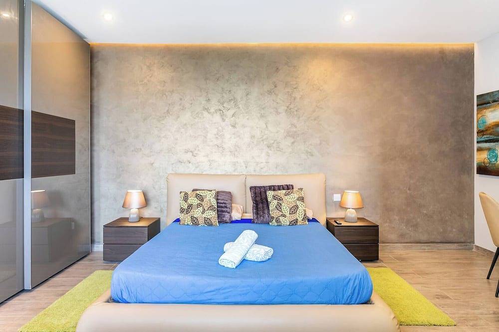 Villa Dorado - Eine charmante neue Villa mit wunderschönem Meerblick! in Marsaskala, Insel Malta