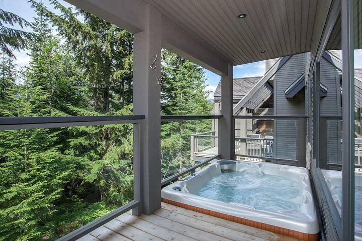 Ferienhaus für 10 Personen, mit Whirlpool in Whistler