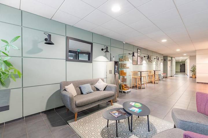 Appart’hôtel pour 2 personnes, avec Terrasse et Jardin
