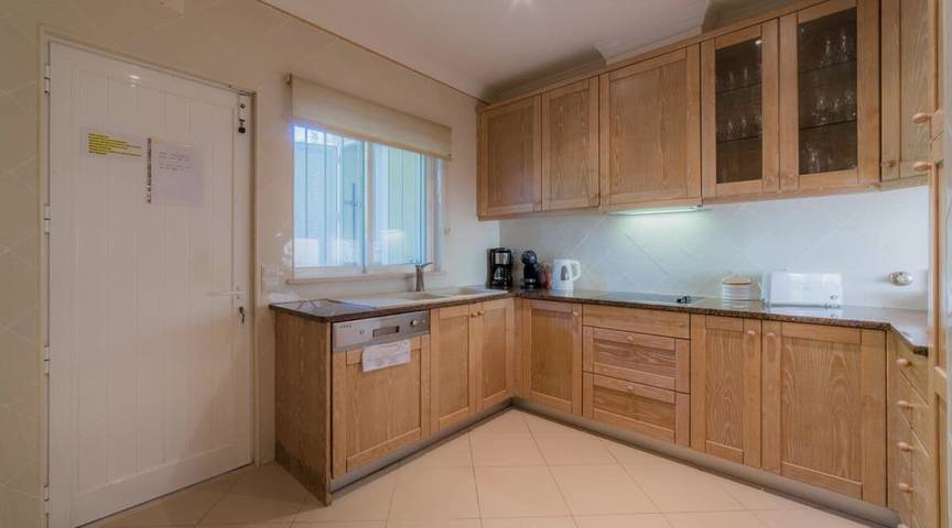 Villa pour 8 personnes, avec jardin et piscine, adapté aux familles dans Quinta do Lago - 4