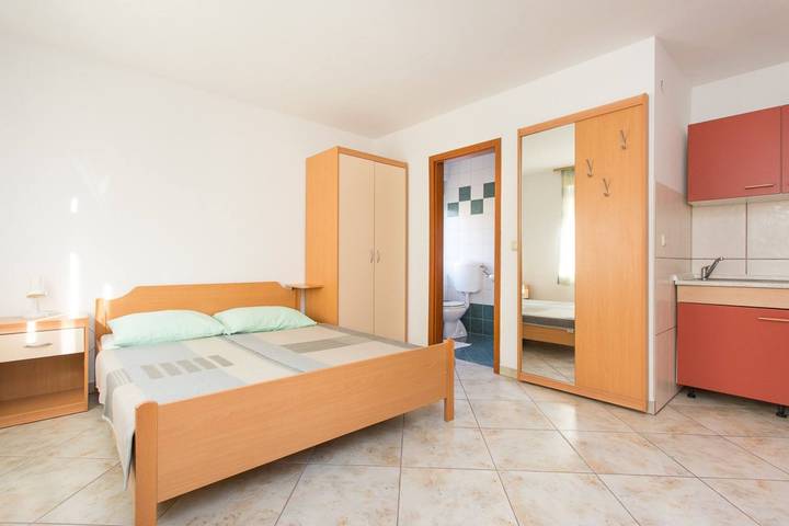 Gîte pour 2 personnes, animaux acceptés dans Krk - 3