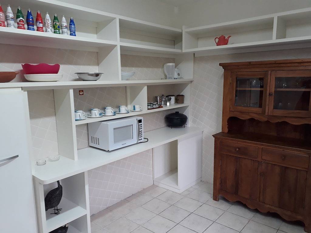 Haus mit Pool und Meerblick in Wohnanlage p bis zu 10 Personen. in Ilhabela