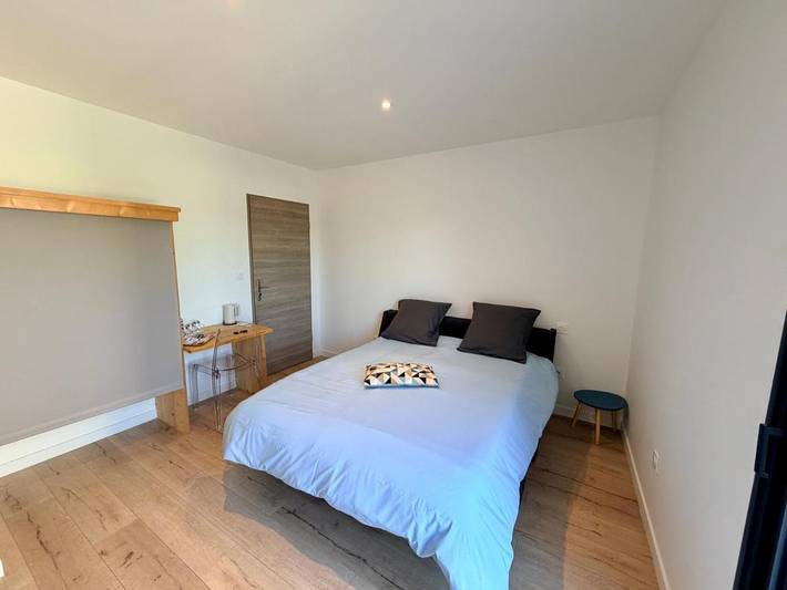 Chambre d’hôte pour 4 personnes, avec jacuzzi et jardin ainsi que sauna et piscine à Lorgues - 4
