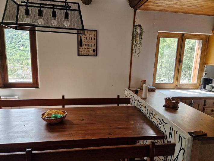 Gîte pour 11 personnes, avec jardin et vue dans Porta - 2