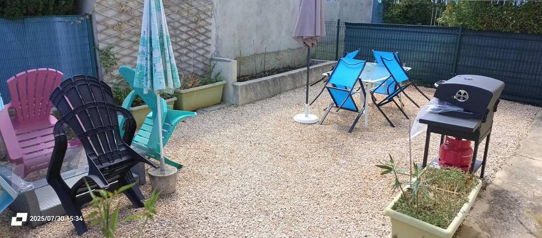Gîte pour 5 personnes, avec jardin à Volx - 4