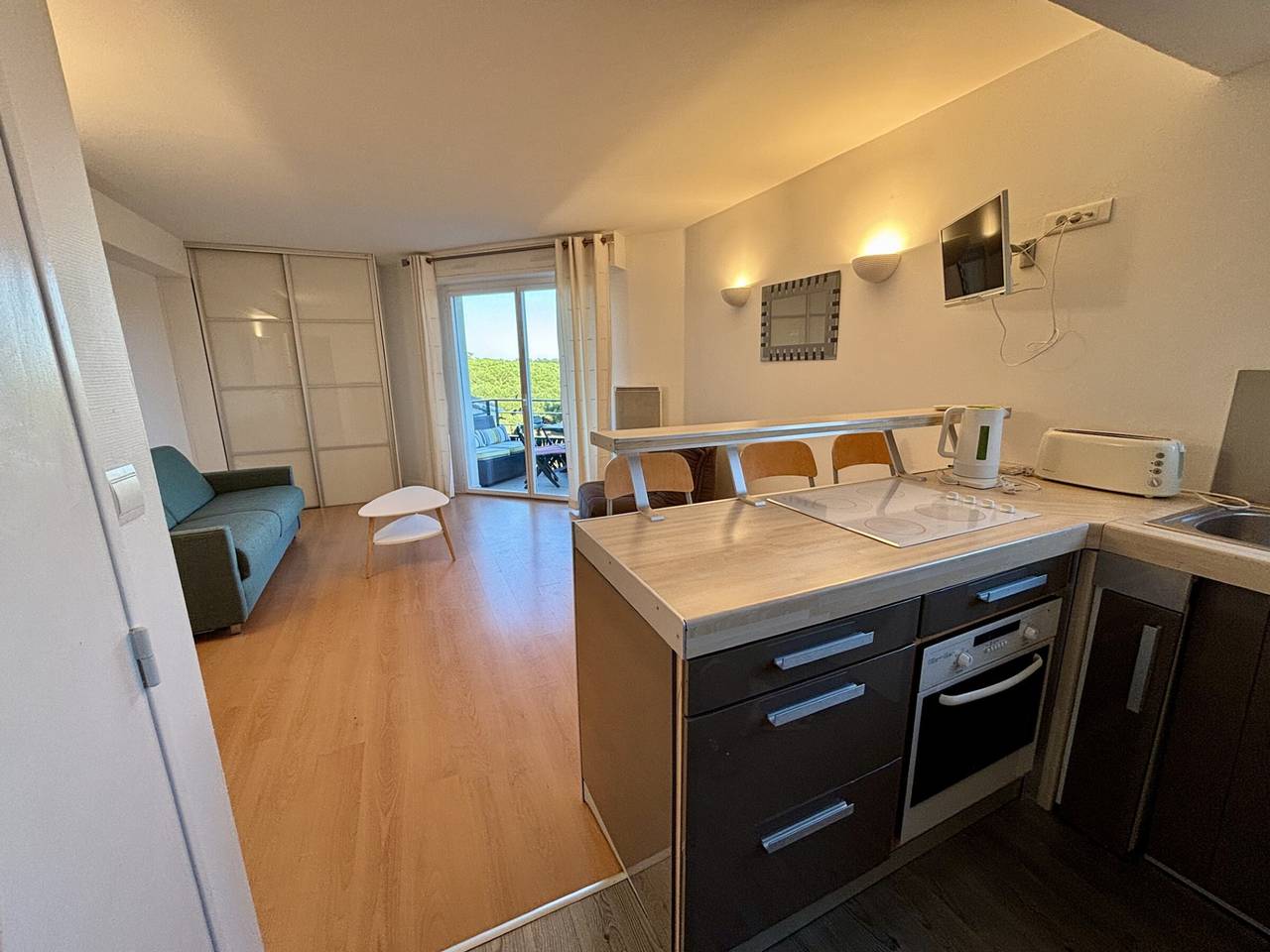 Appartement entier, Studio spacieux à Anglet proche de la plage avec piscine in Anglet, Région de Bayonne