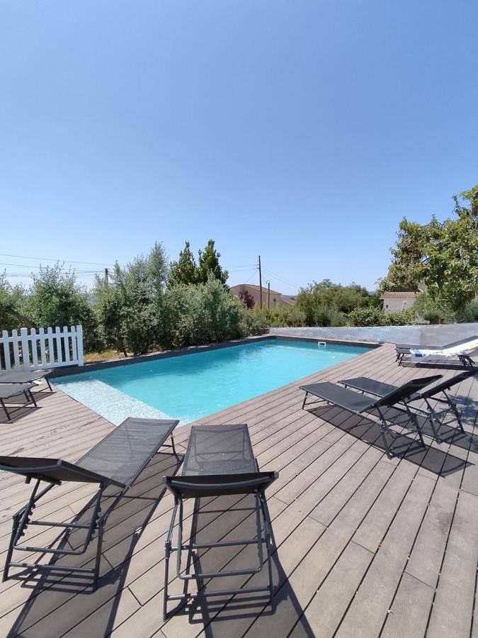 Casa rural para 13 personas, con Terraza y Jardín además de Piscina para niños y Piscina en Bajo Penedés - 4