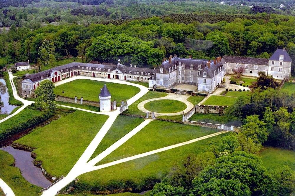 Château pour 6 Personnes dans Gizeux, Indre-et-Loire