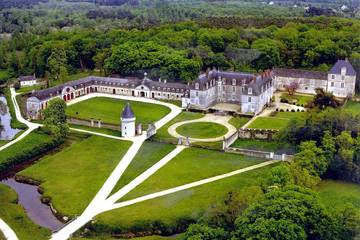 Château pour 6 personnes, avec jardin et piscine en Indre-et-Loire