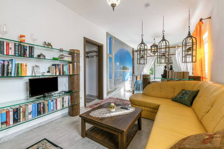 Hel lägenhet, Apartment “Samoa” with Balcony, Wi-Fi, and Air Conditioning in Dahlwitz-Hoppegarten, Hoppegarten