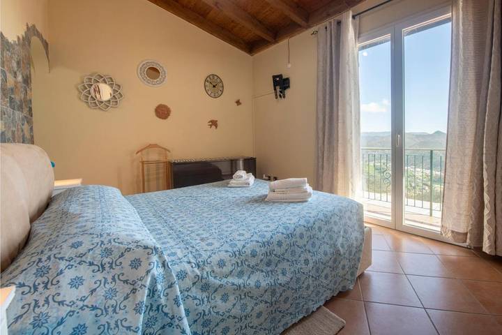 Appartamento per 5 persone, con panorama e terrazza, con animali domestici in Casarza Ligure
