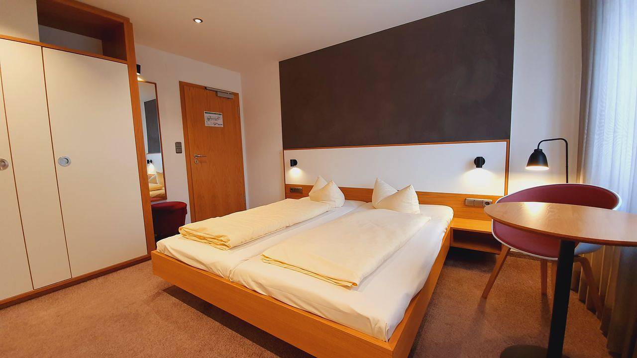 Doppelzimmer für 2 Personen in Immenstaad am Bodensee in Immenstaad, Immenstaad am Bodensee