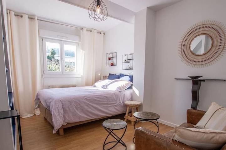 Location de vacances pour 4 personnes, avec jardin dans Le Mesnil-sur-Oger - 3