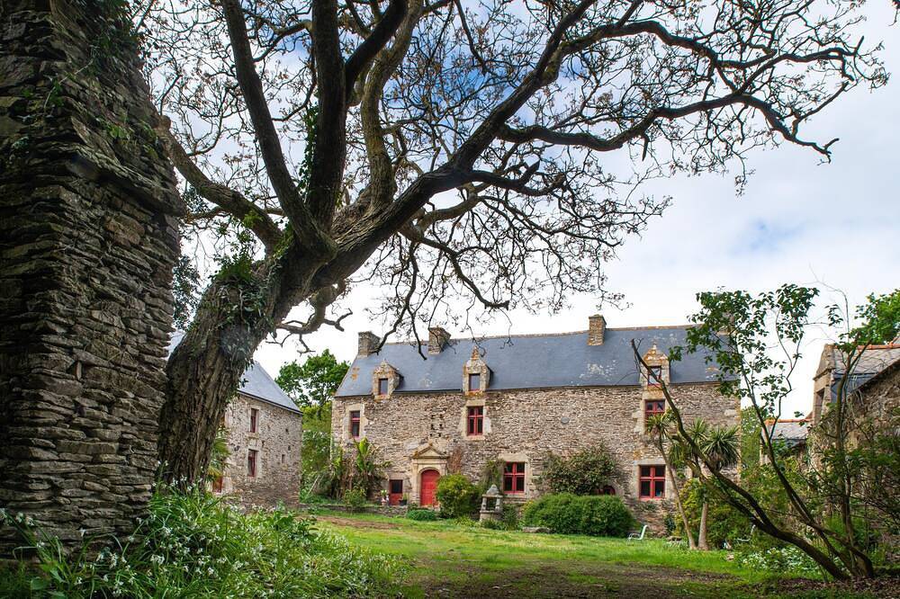 Gîte Magniolia entre Terre /Mer materiaux écologiques jardin in Brélidy, Région de Guingamp