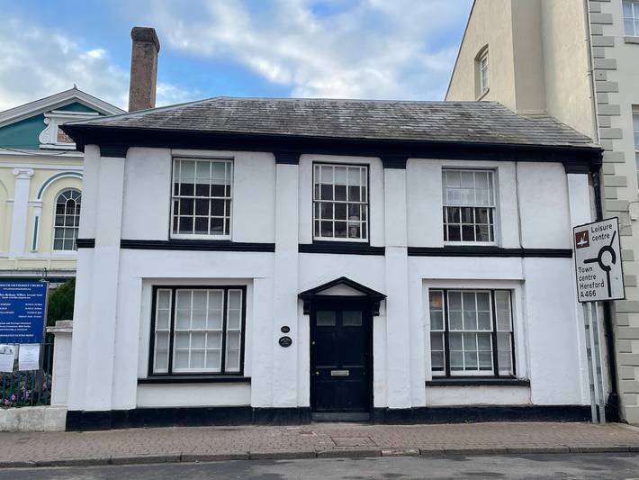 Cottage for 10 people, with Garden in Monmouth