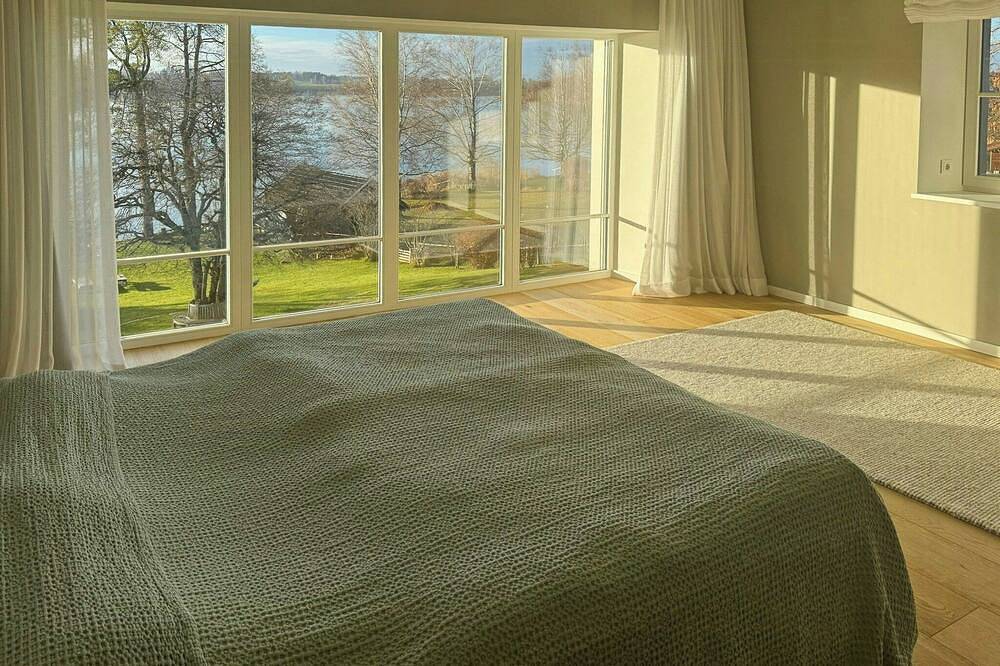 Ferienhaus mit privatem Seezugang & Alpenpanorama in Riegsee, Das Blaue Land