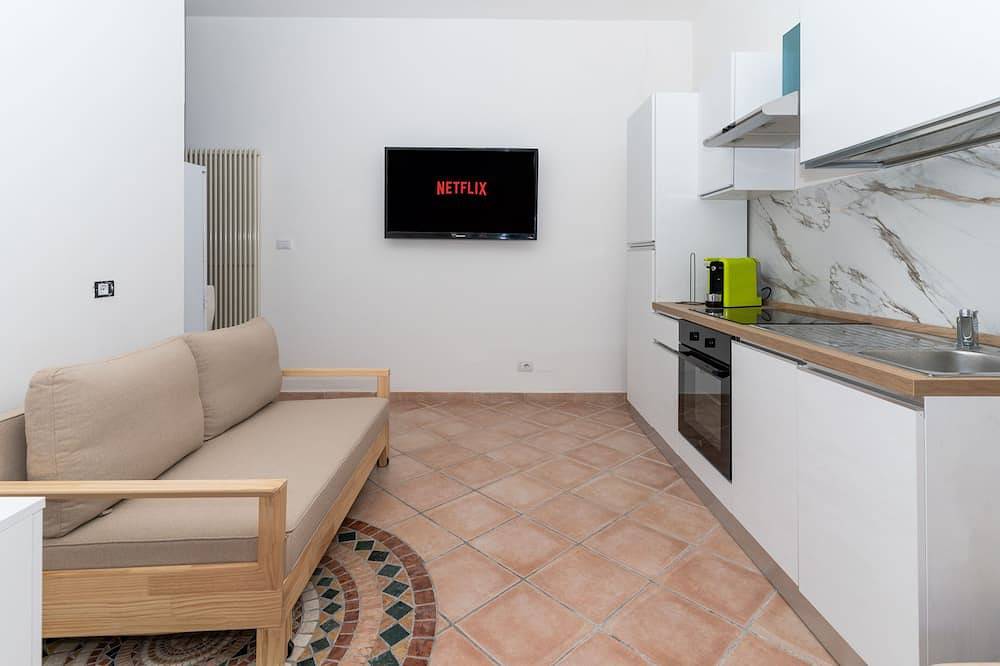 Ganze Wohnung, Amazing 12-bed apartment with 4 bedrooms in Rimini, 30 meters from the beach in Rimini, Rimini Provinz