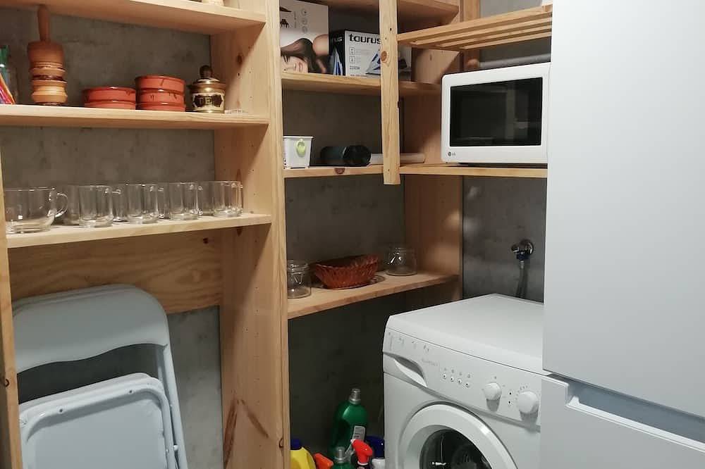 Entire apartment, Santiago tourist apartment in Logroño, La Rioja Province