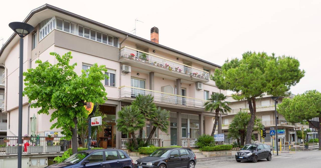 B&B Mazzini in Alba Adriatica, Province de Teramo